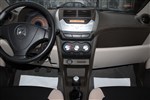 众泰Z100中控台正面