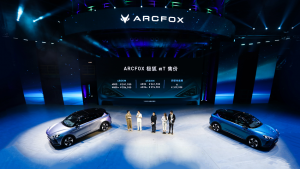 入门定价直面特斯拉 ARCFOX极狐αT的底气来自哪里？